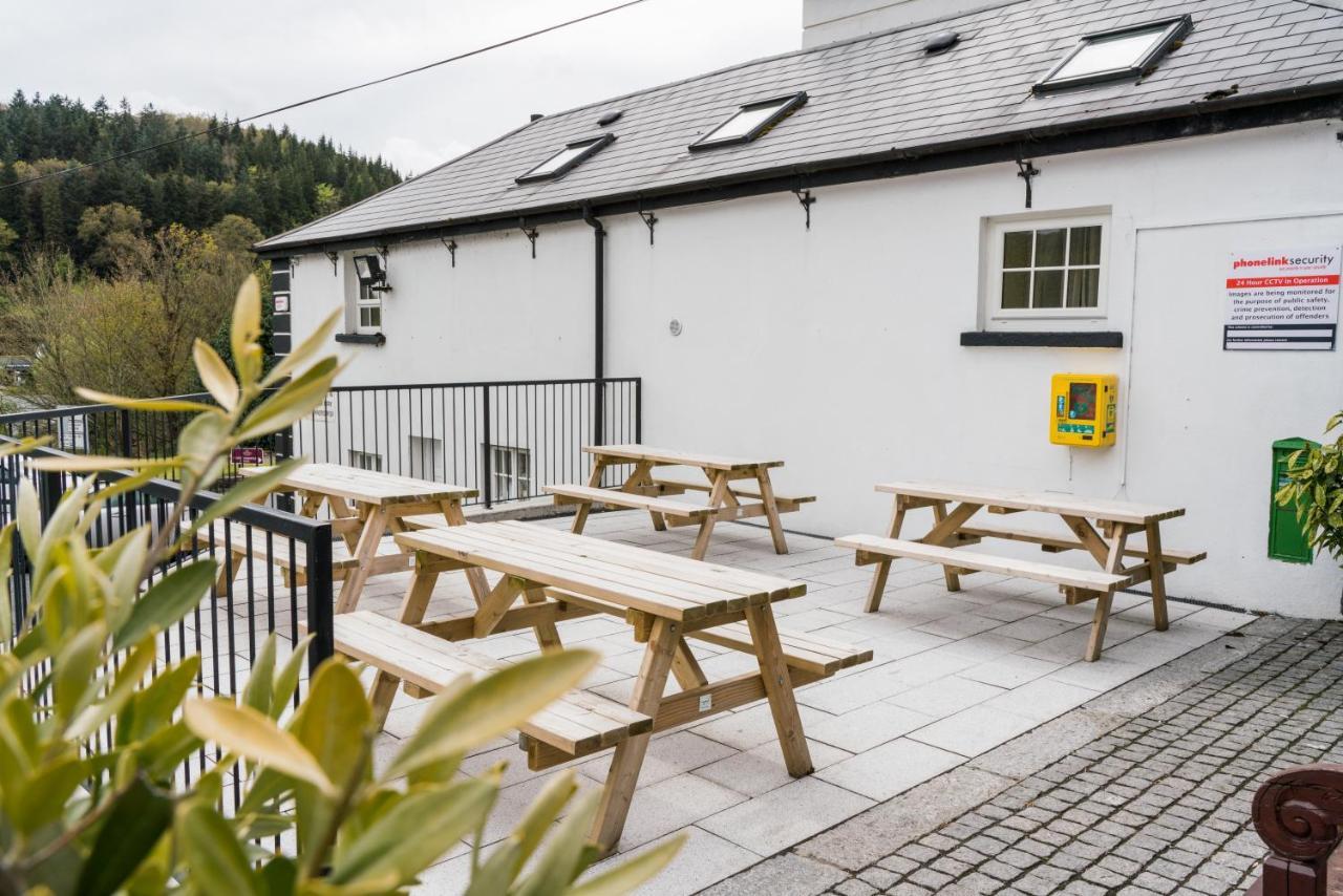 Woodenbridge Hotel Exteriör bild