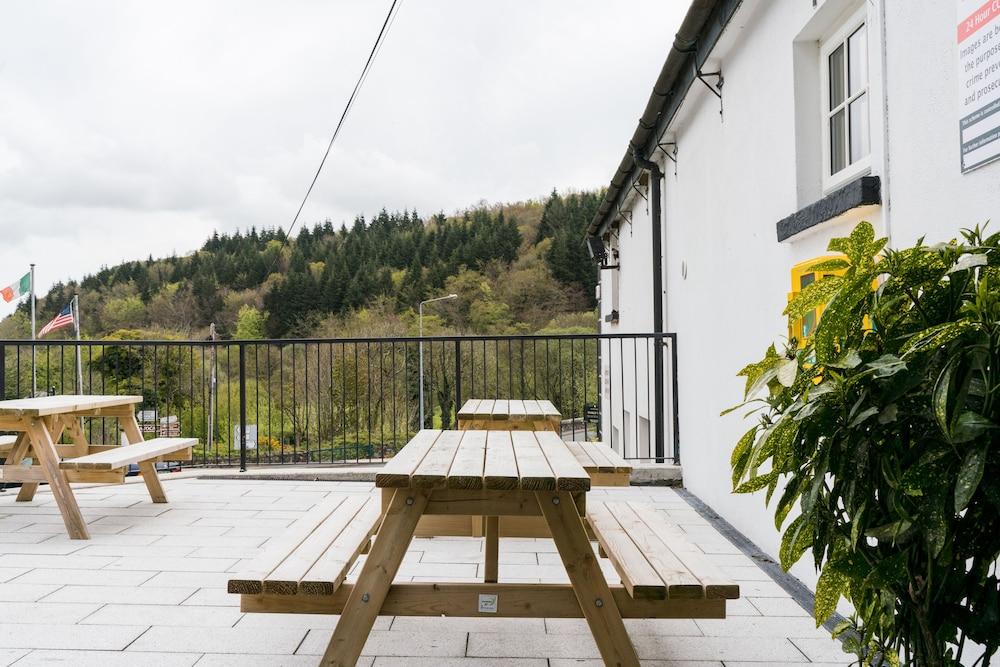 Woodenbridge Hotel Exteriör bild